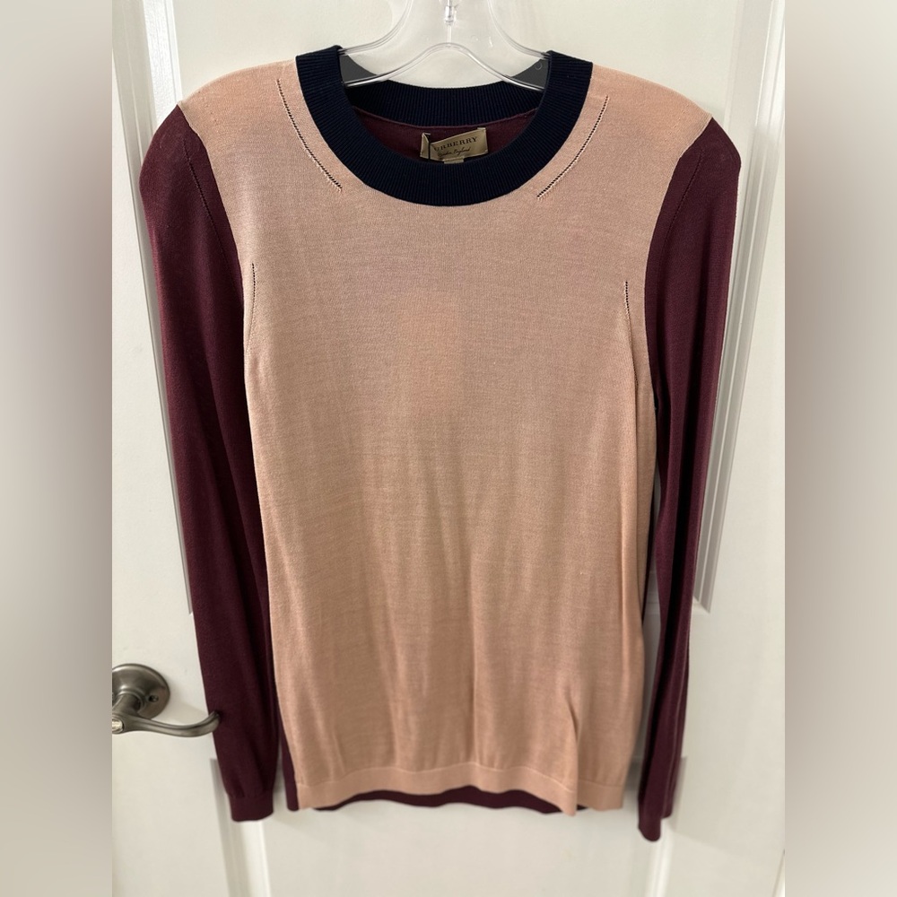 BNWT Burberry Women's top in Pink and Burgundy